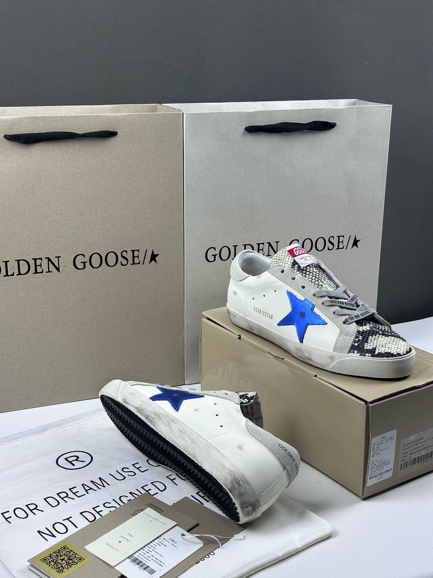 Golden Goose Superstar