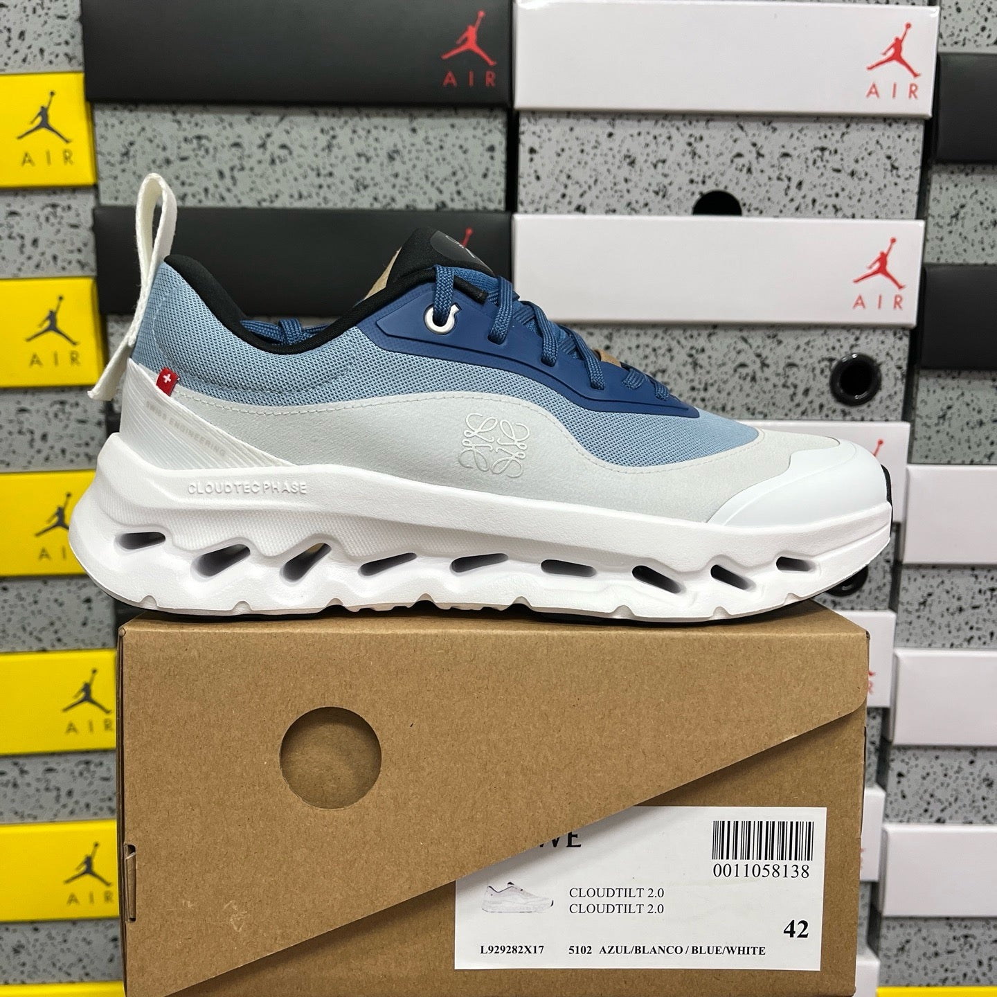 On cloud x Loewe Cloudtilt 2.0