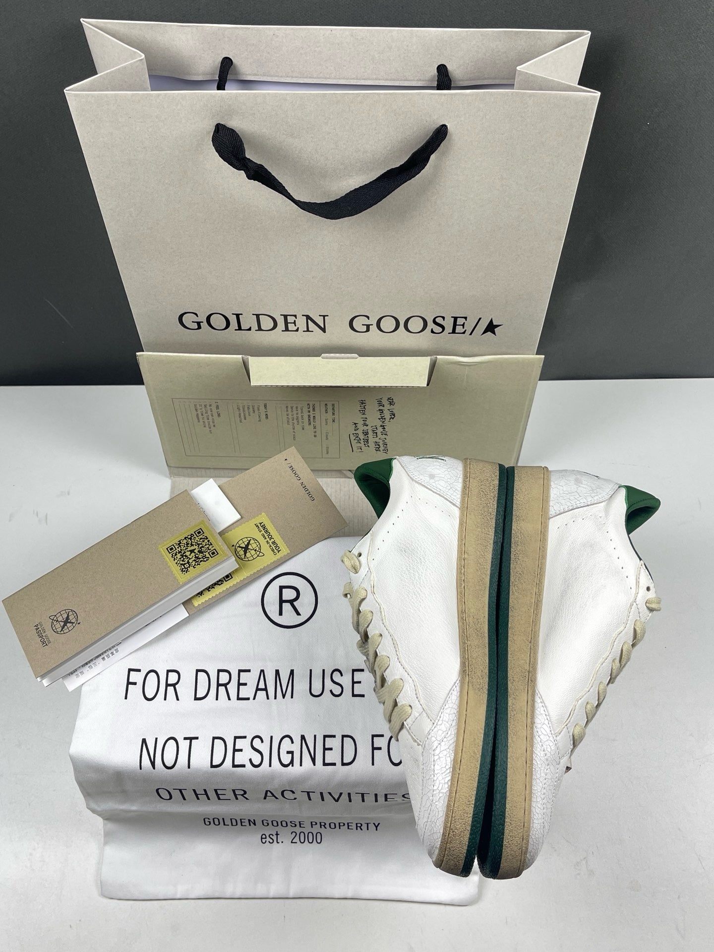 Golden Goose Ballstar