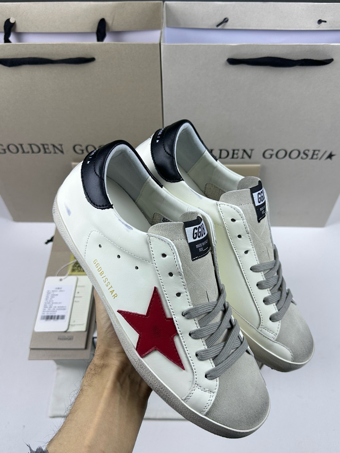 Golden Goose Superstar