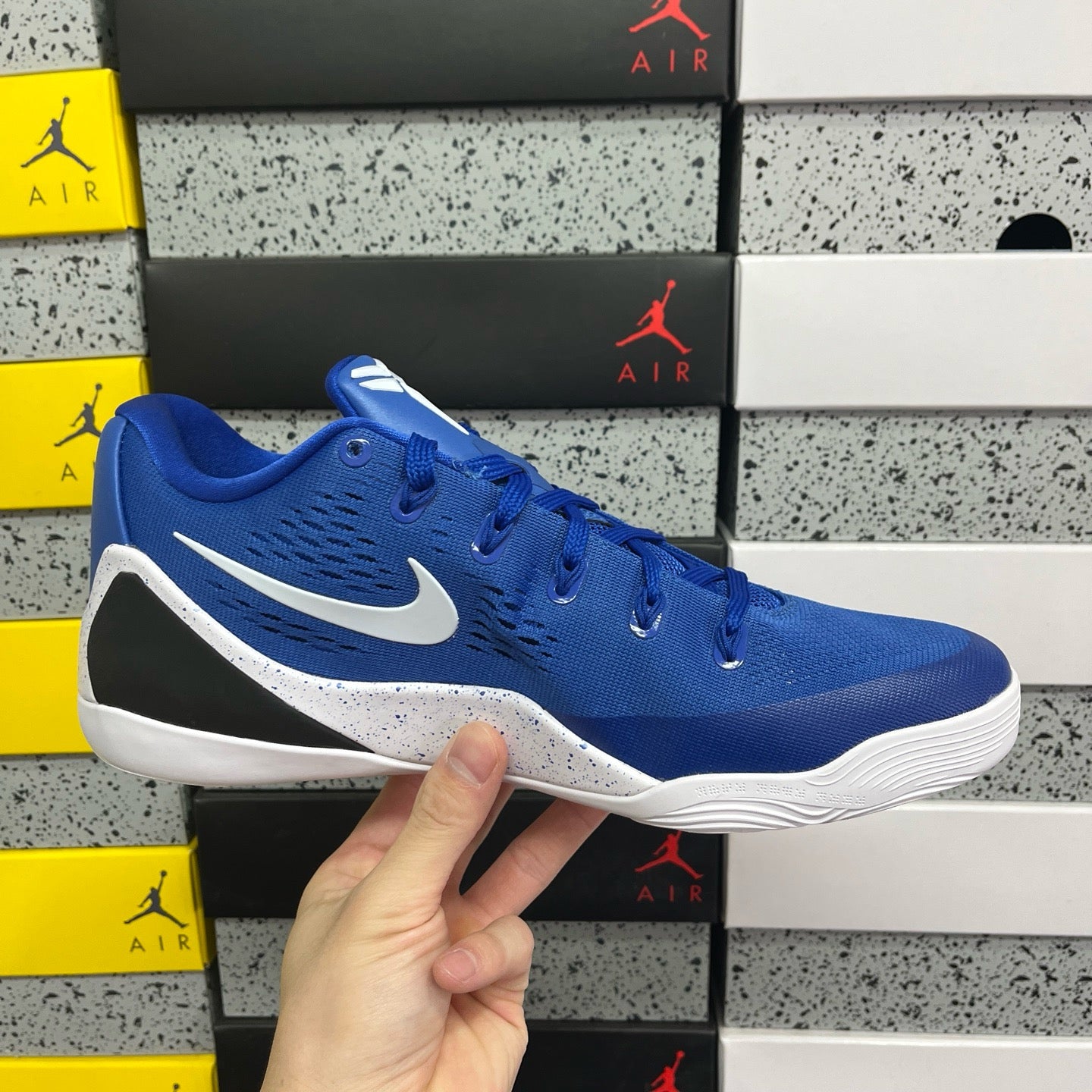 Nike Kobe 9 Elite Low Protro EM