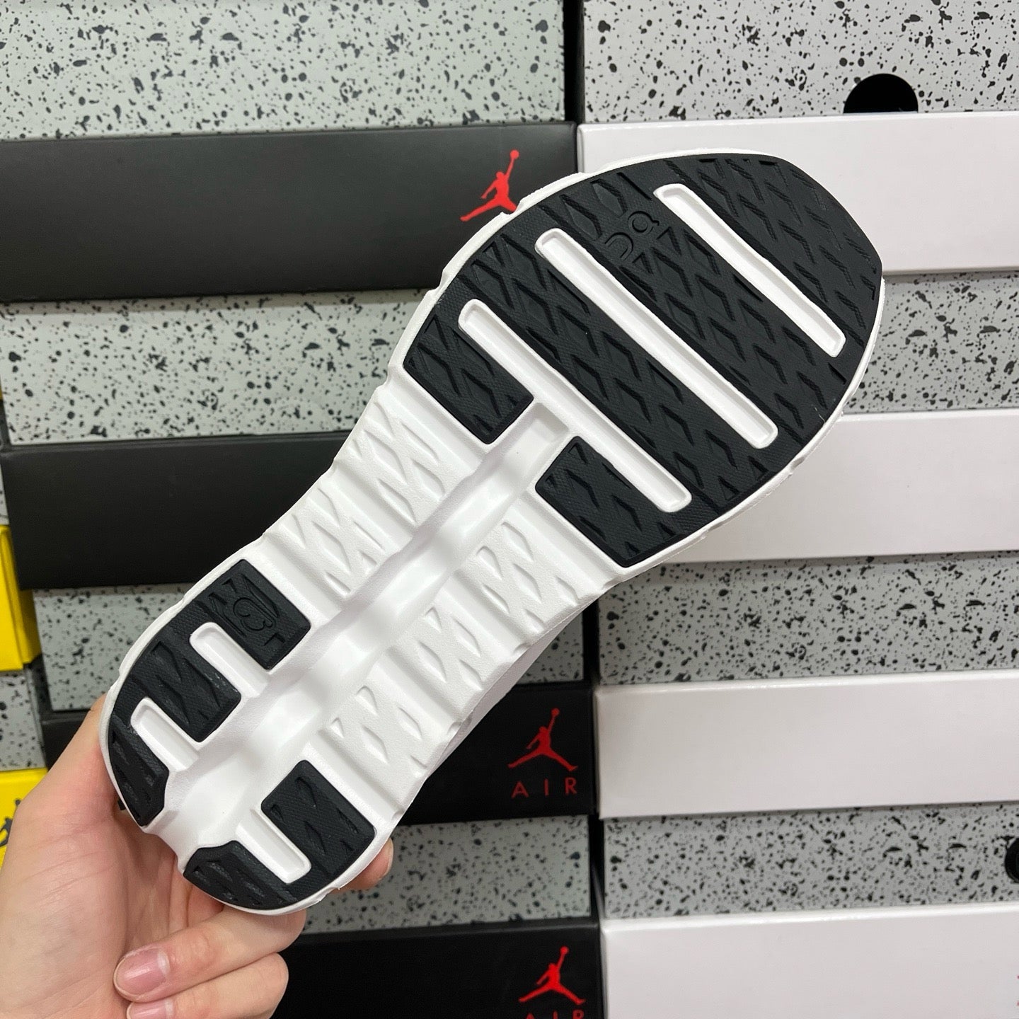 On cloud x Loewe Cloudtilt 2.0