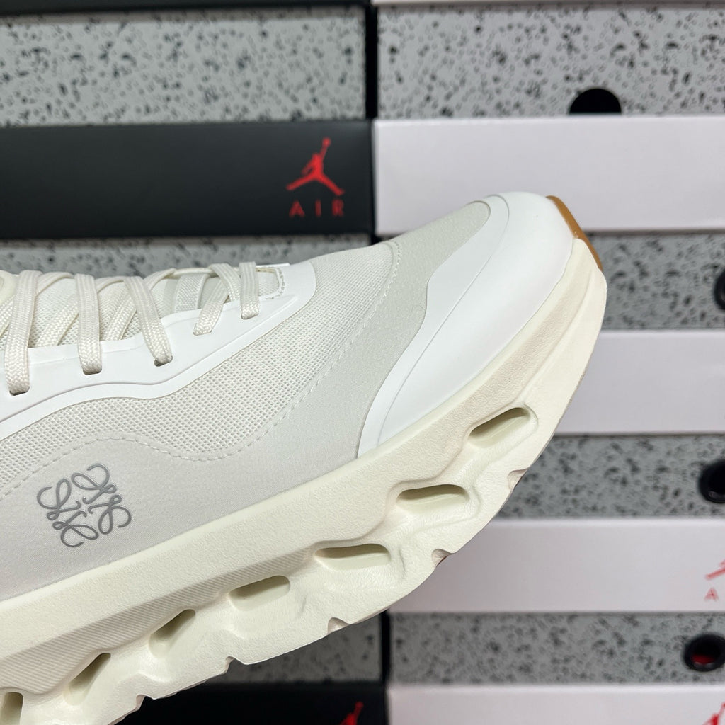 On cloud x Loewe Cloudtilt 2.0