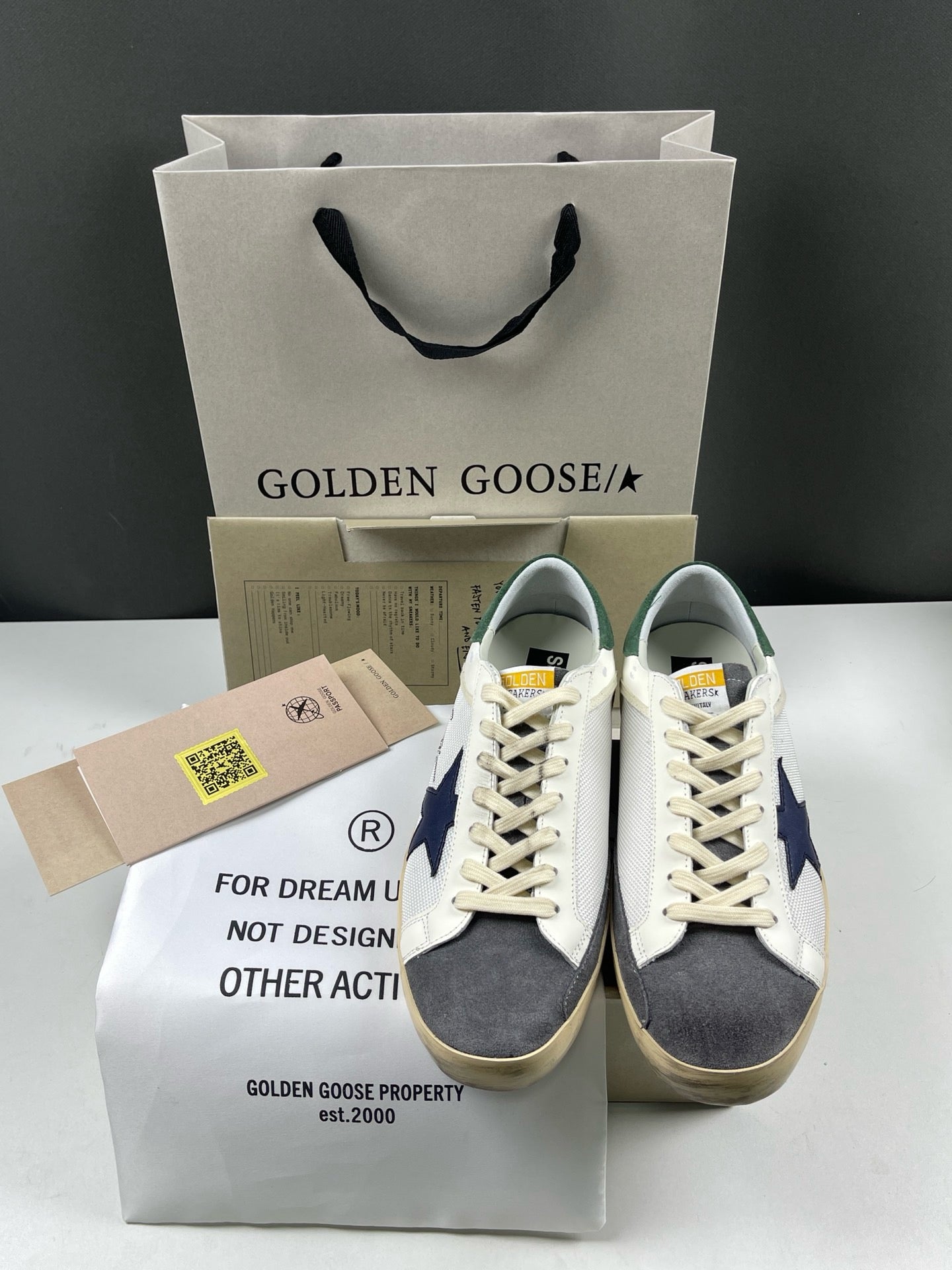 Golden Goose Superstar