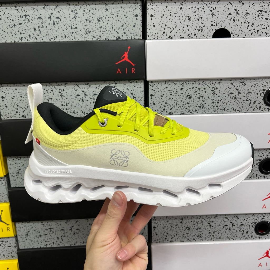 On cloud x Loewe Cloudtilt 2.0