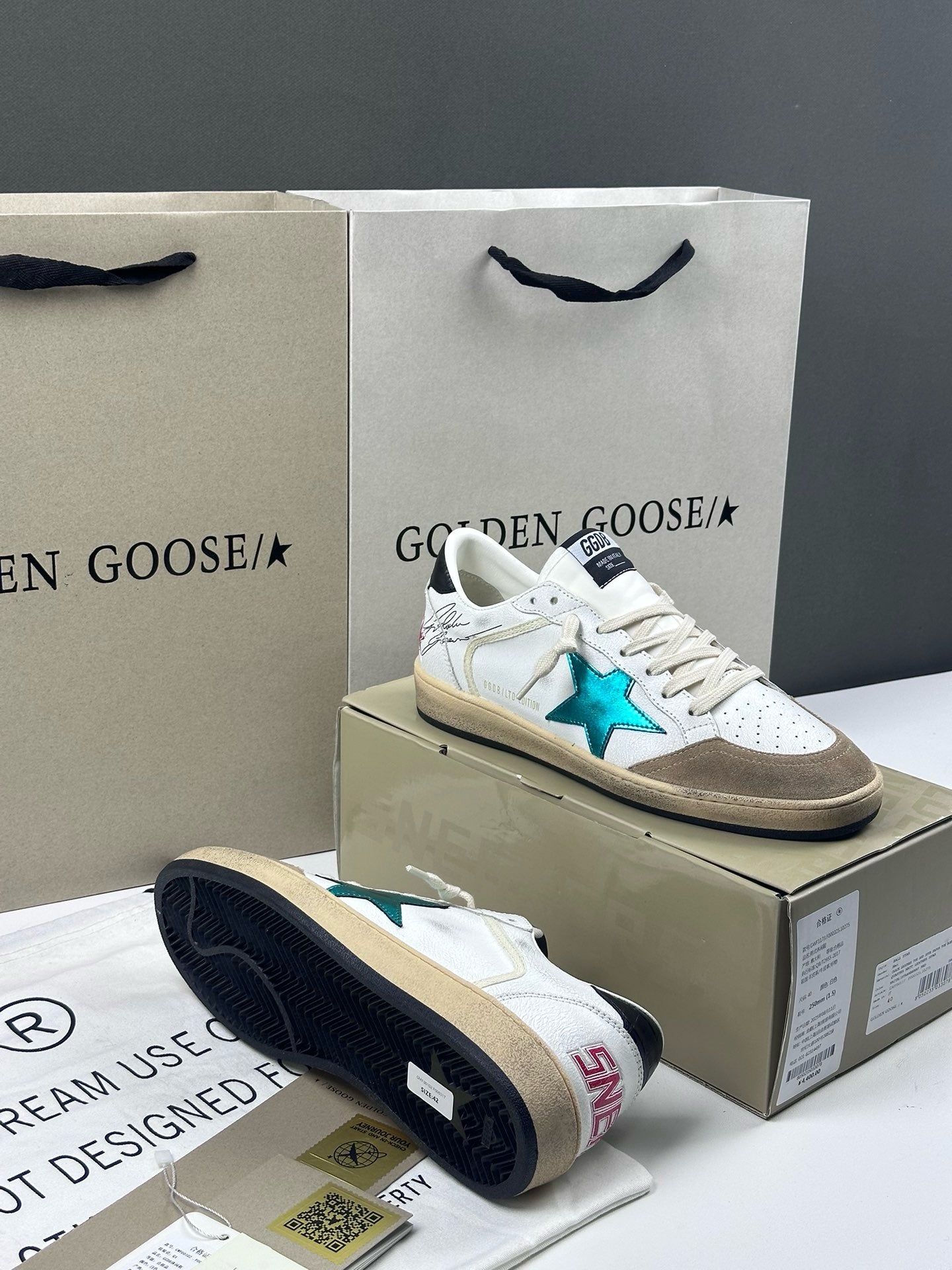Golden Goose Ballstar