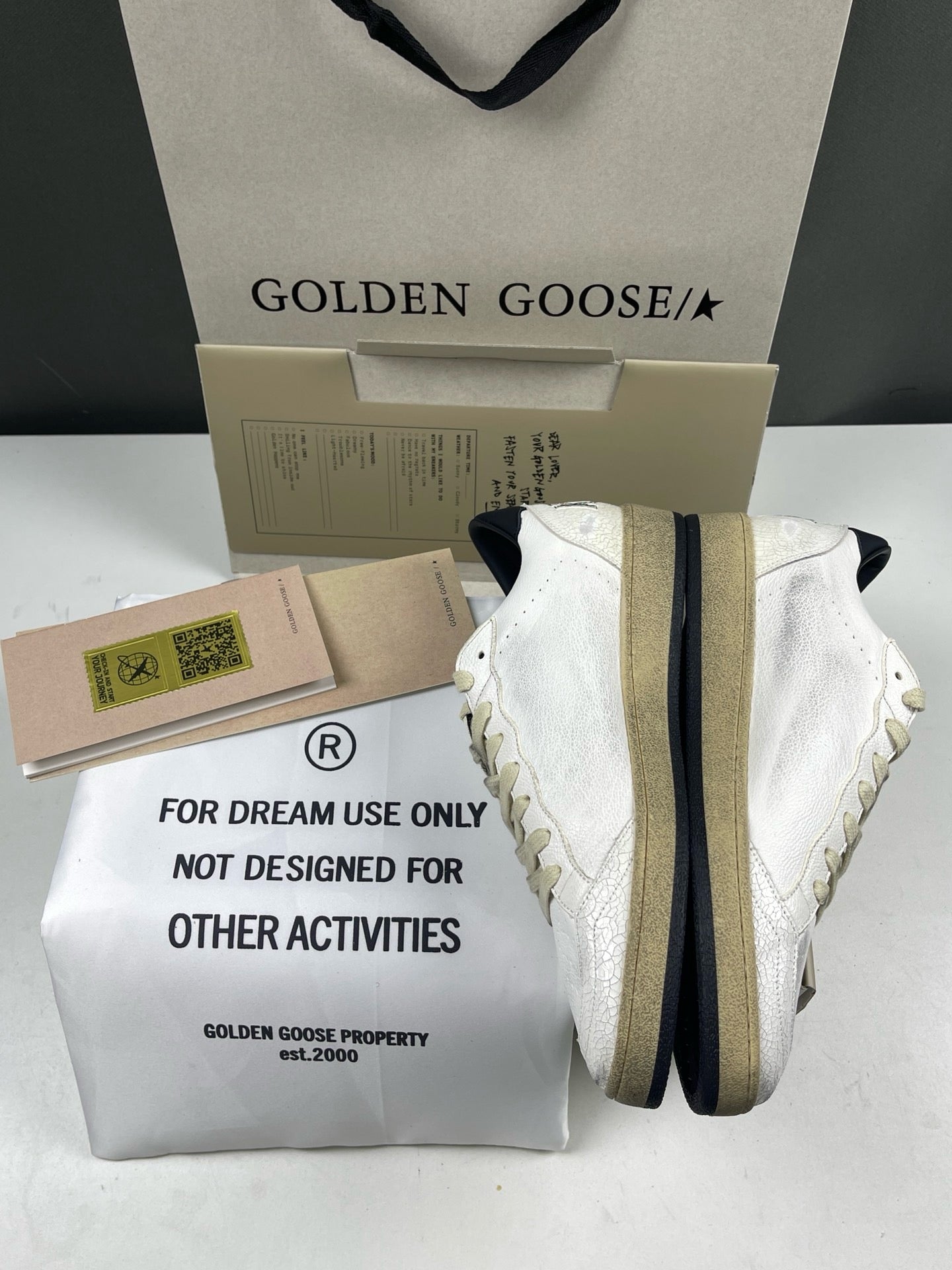 Golden Goose Ballstar