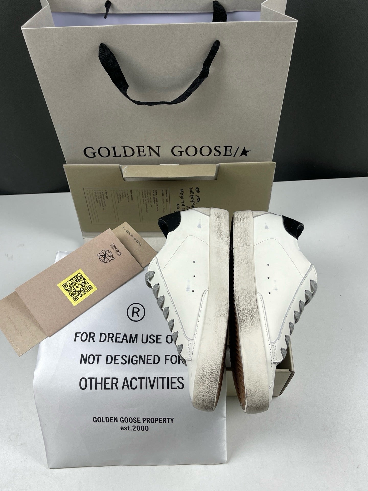 Golden Goose Superstar