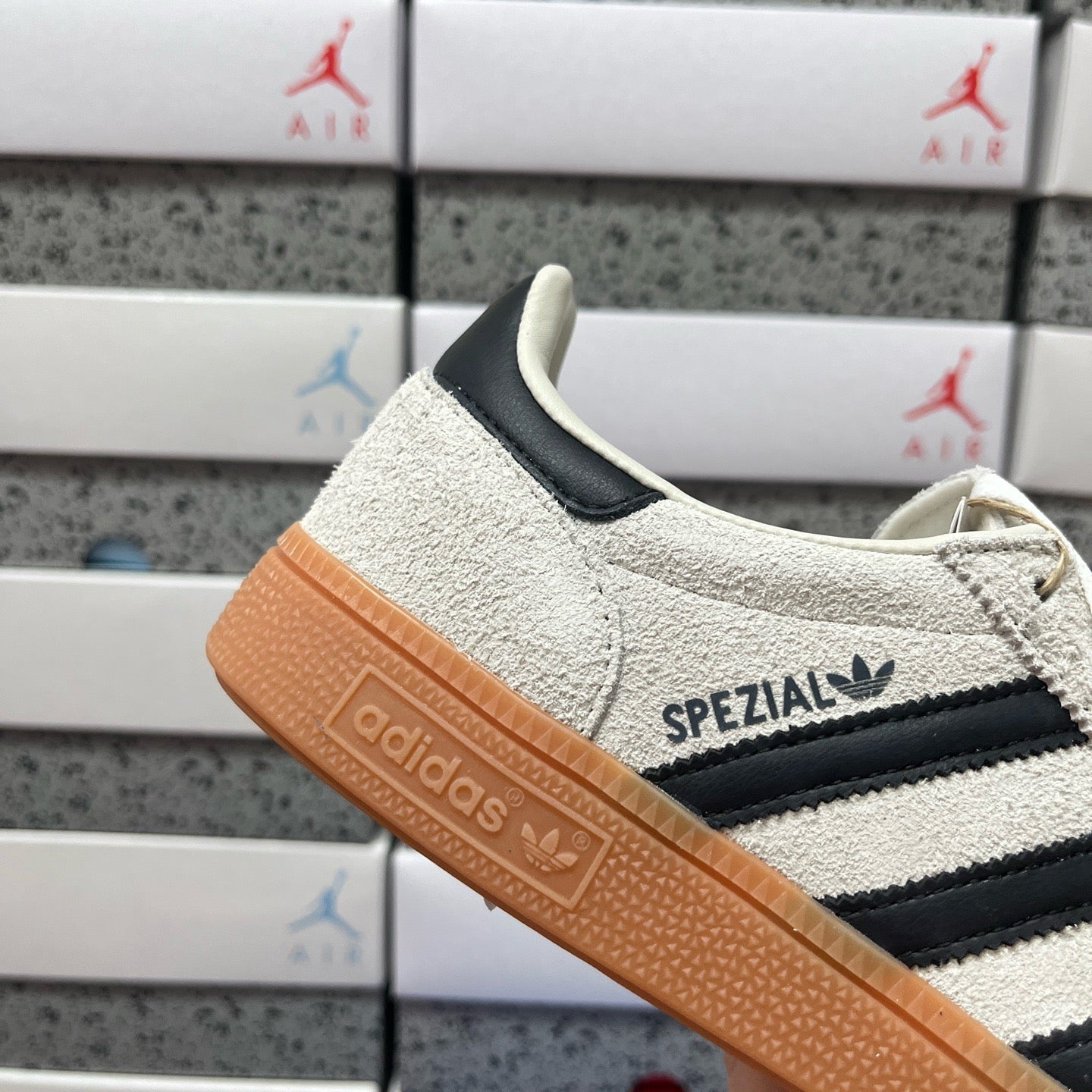 Adidas Handball Special "Aluminum core black"