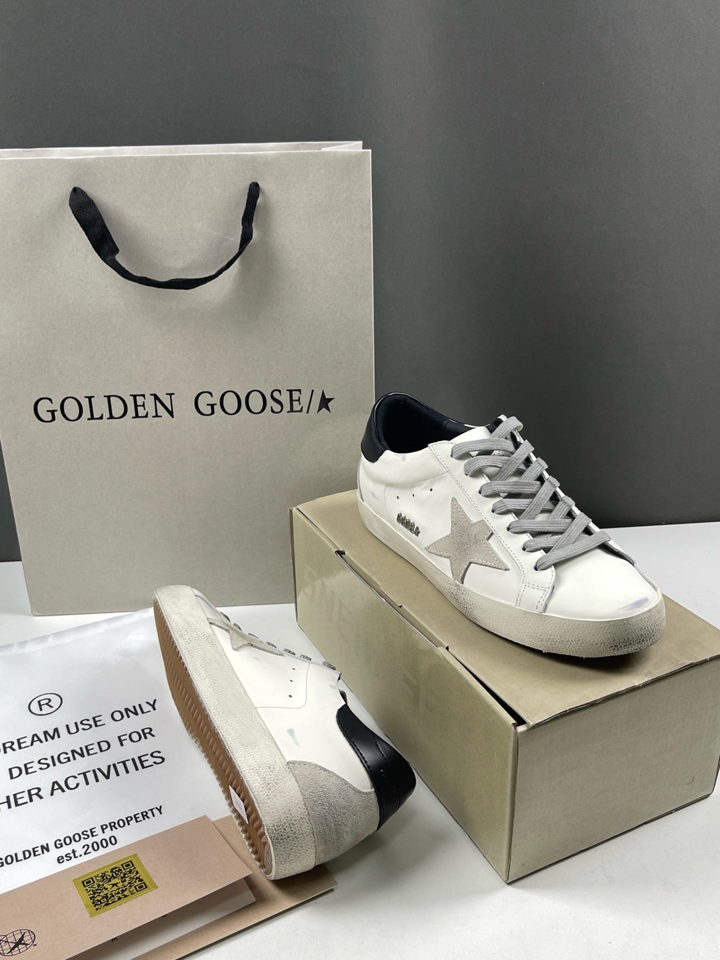 Golden Goose Superstar