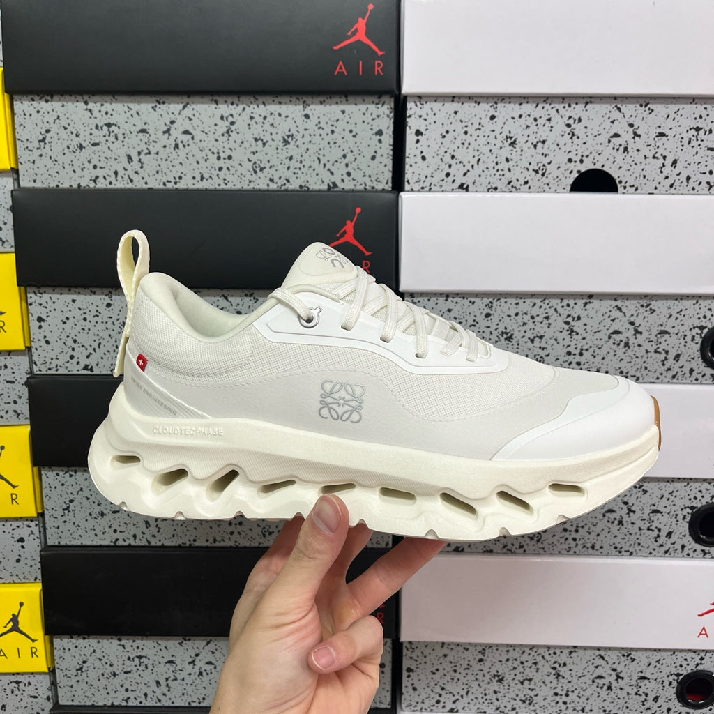 On cloud x Loewe Cloudtilt 2.0