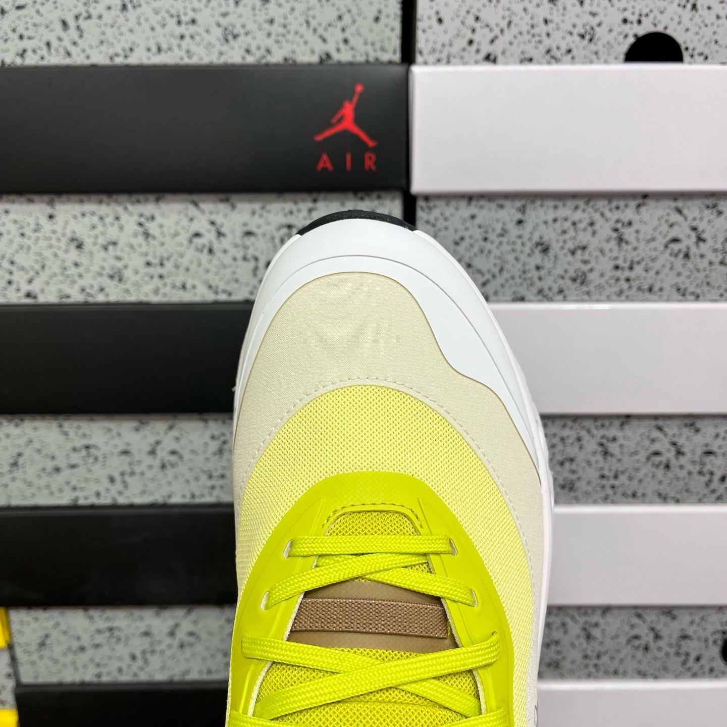 On cloud x Loewe Cloudtilt 2.0